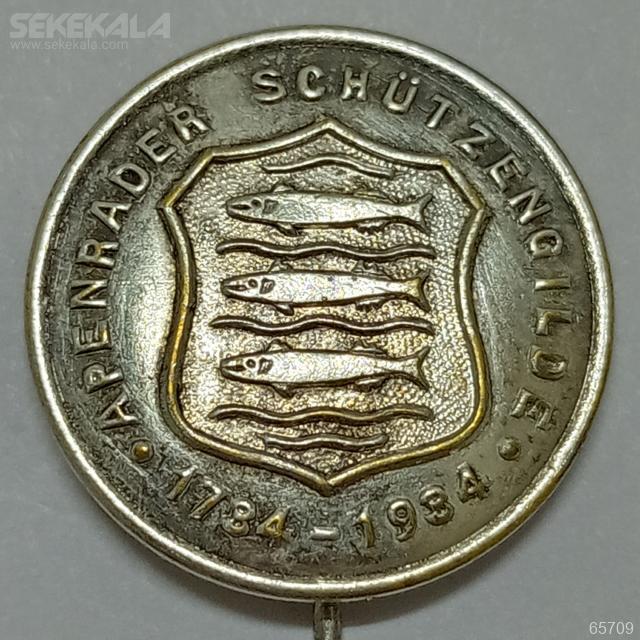 badge medal coin sekekala..com 040428 (101) نشان (بج) یادبودی قدیمی آلمان 1934