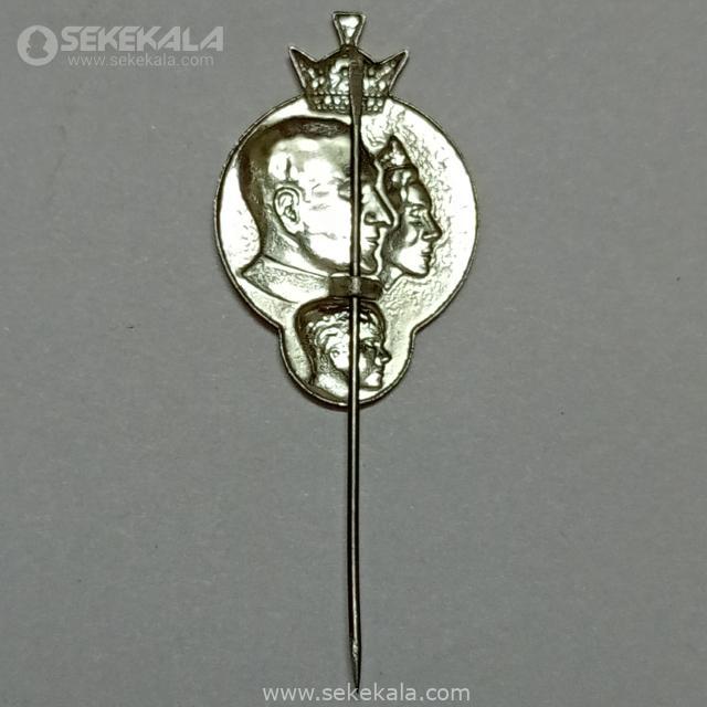 {"capture_mode":"AutoModule","fa نشان سوزنی تاجگذاری محمدرضا شاه پهلوی