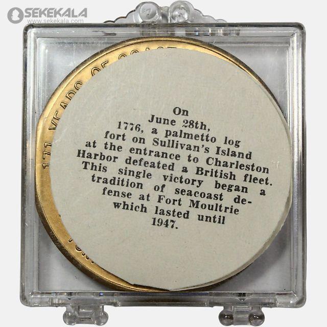 coin collection store.www.sekekala.com040423 (5) این مدال یادبود باارزش، ۱۷۱ سال تاریخ دفاع ساحلی فورت مولتری در کارولینای جنوبی را گرامی میدارد. طراحی زیبا شامل دو توپ متقاطع و یک گلوله توپ مرکزی است که نماد توپخانه و قدرت دفاعی است. سالهای حکاکیشده ۱۷۷۶ تا ۱۹۴۷، دورهای از انقلاب آمریکا تا پس از جنگ جهانی دوم را نشان میدهد. این مدال با کیفیت بالا، یادگاری تاریخی منحصربهفرد برای مجموعهداران و علاقهمندان به تاریخ نظامی است. زمان دقیق ضرب مشخص نیست، اما بهعنوان یادبود پس از ۱۹۴۷ ضرب شده است. برای اطلاعات بیشتر، منابع تاریخی فورت مولتری را بررسی کنید.