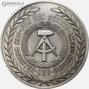 مدال یادبودی کمیاب آلمان شرقی 1961 (ساخت دیوار برلین)