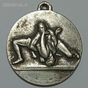 مدال آویز ورزشی وزارت تعاون پهلوی (نایاب)